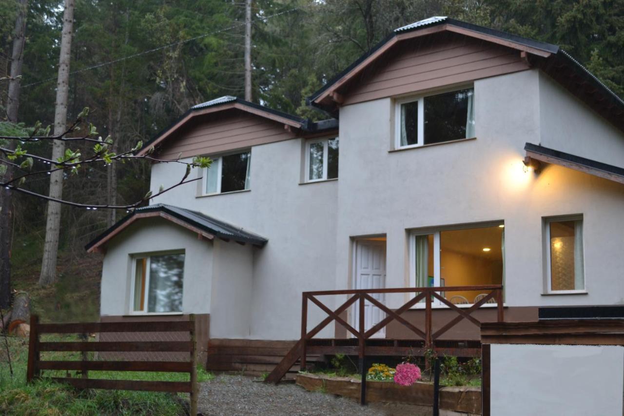 Casa En Bosque Llao Llao Holiday home San Carlos de Bariloche